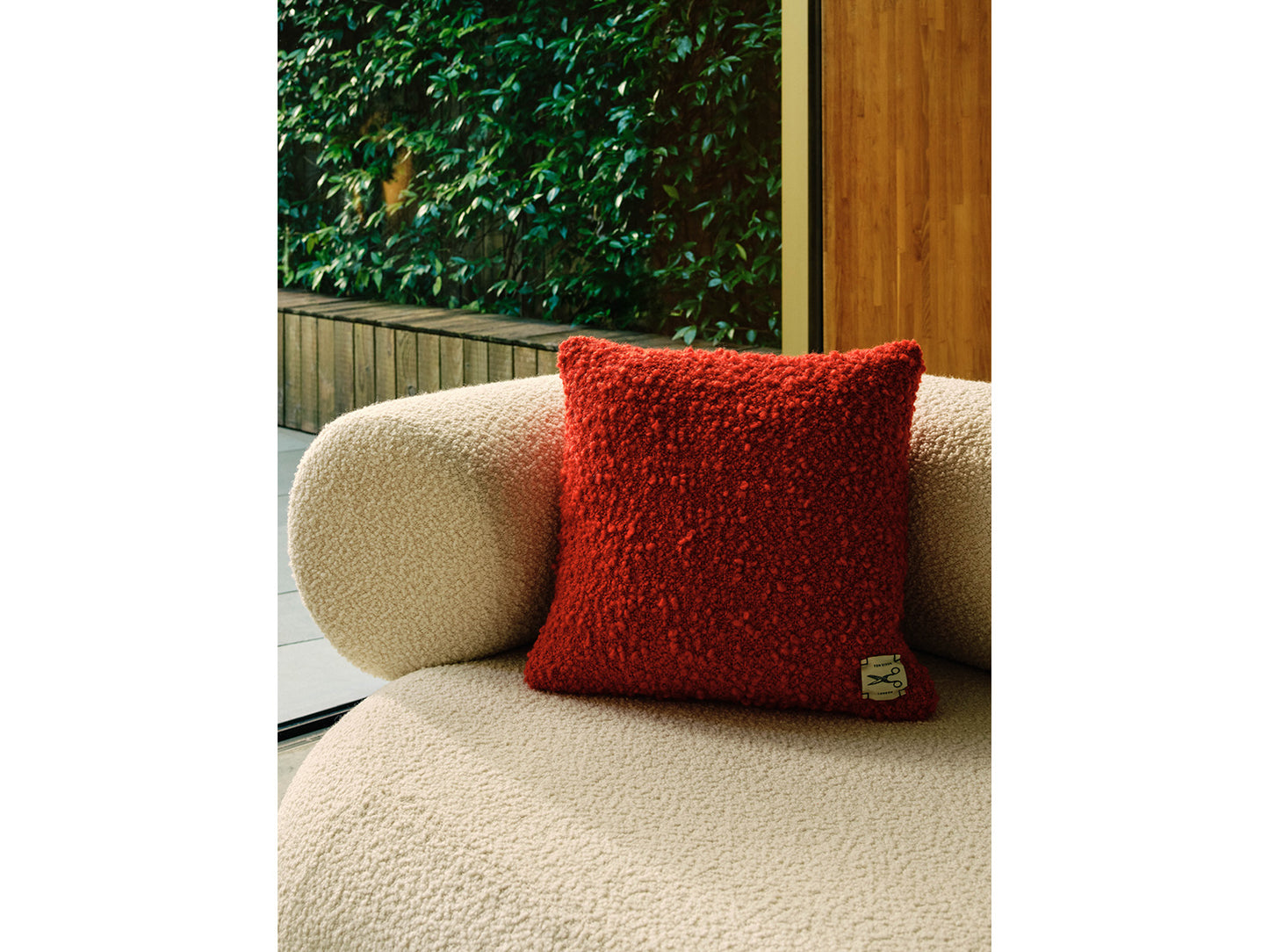 BOBBLE CUSHION  45*45