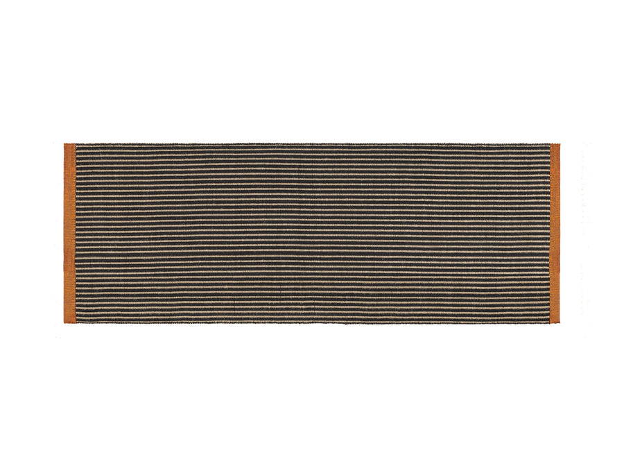 LINE RUG BLACK