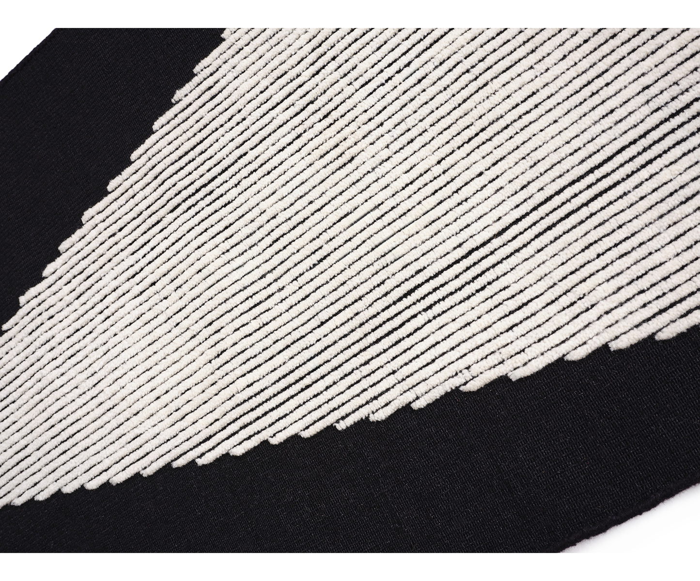 WEDGE RUG