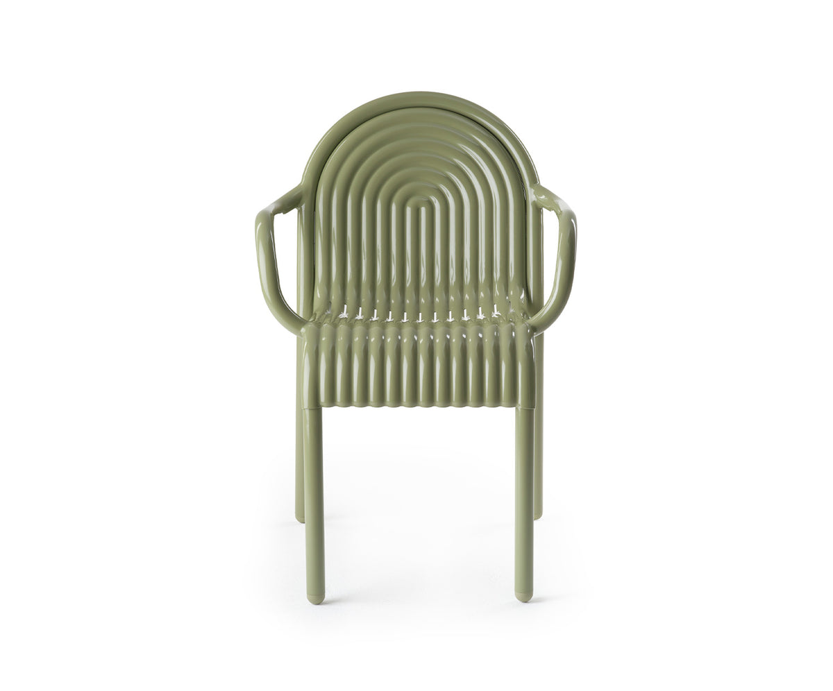 GROOVE ARM CHAIR