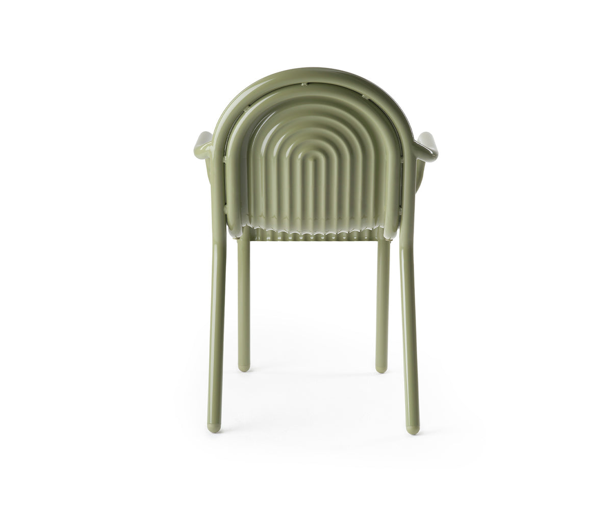 GROOVE ARM CHAIR