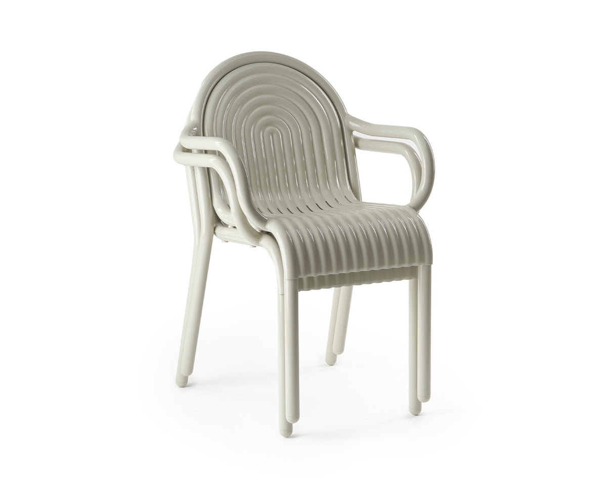 GROOVE ARM CHAIR