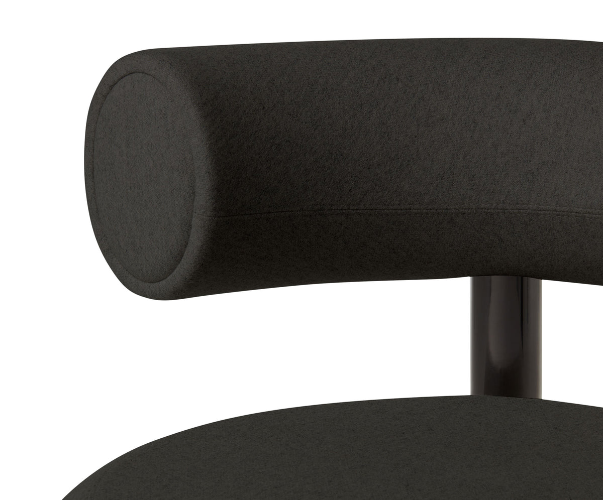 FAT LOUNGE CHAIR