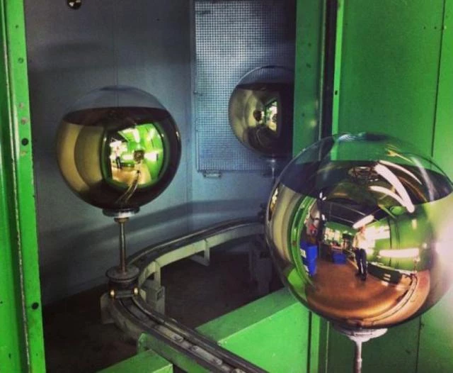 MIRROR BALL – Tom Dixon ONLINE STORE – トムディクソン 日本
