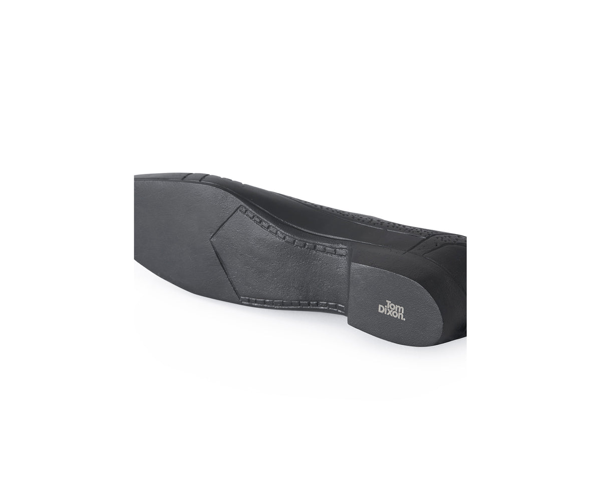 CAST IRON SHOE