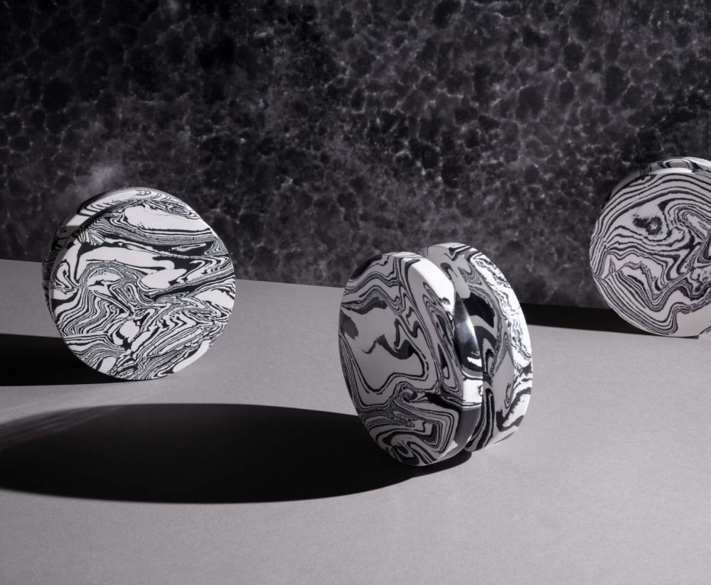 SWIRL DUMBBELL HOOK LARGE – Tom Dixon ONLINE STORE – トム