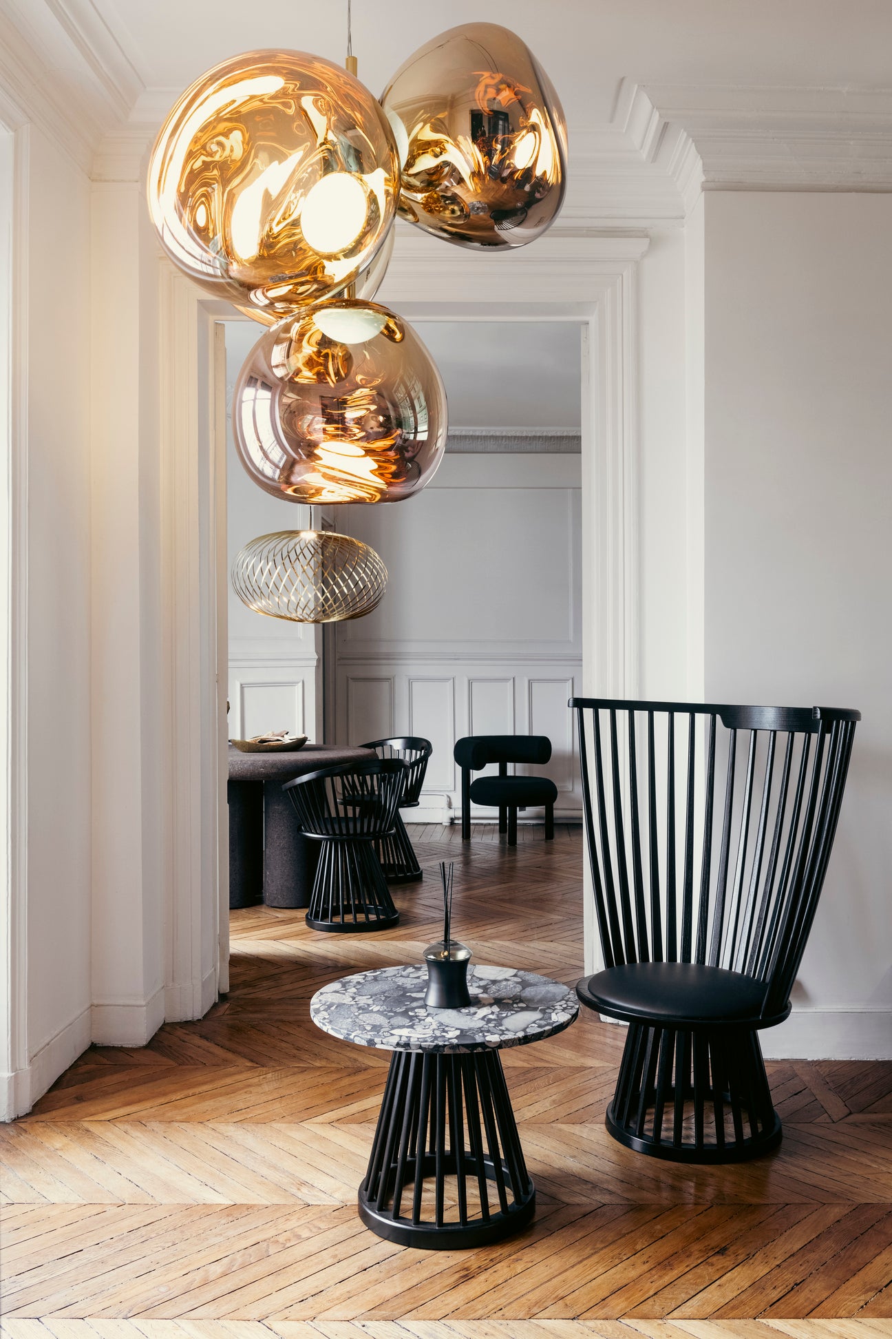 FAN TABLE 600 – Tom Dixon ONLINE STORE – トムディクソン 日本公式